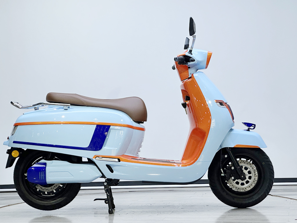 MY Lithium battery 2000W electric scooter