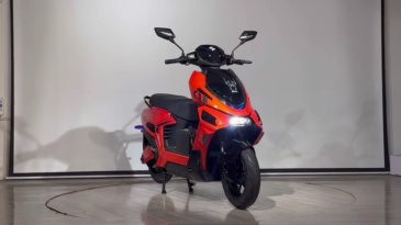 F1 Cool Design Electric Scooter