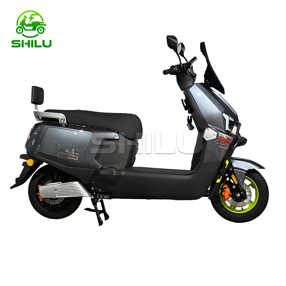 FS New 2000W High-End Electric Scooter