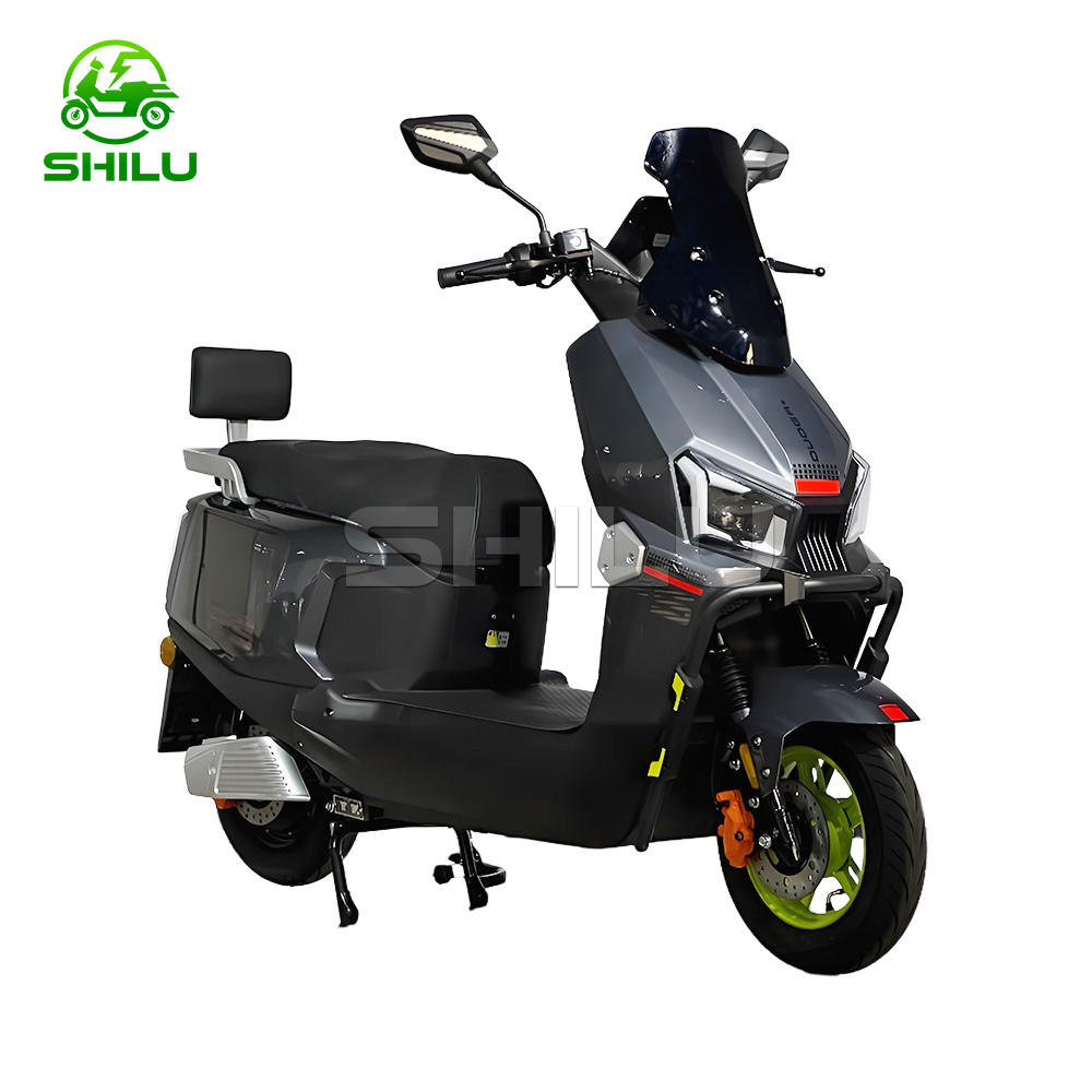 FS New 2000W High-End Electric Scooter