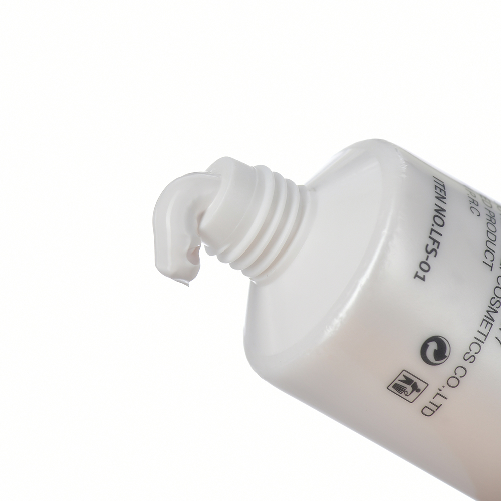 Liru SPF90 Sunscreen Cream applied on face demonstrating lightweight texture