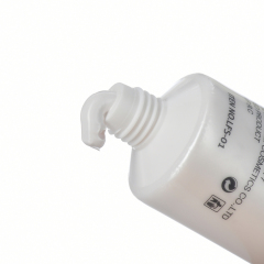 Liru SPF90 Sunscreen Cream applied on face demonstrating lightweight texture