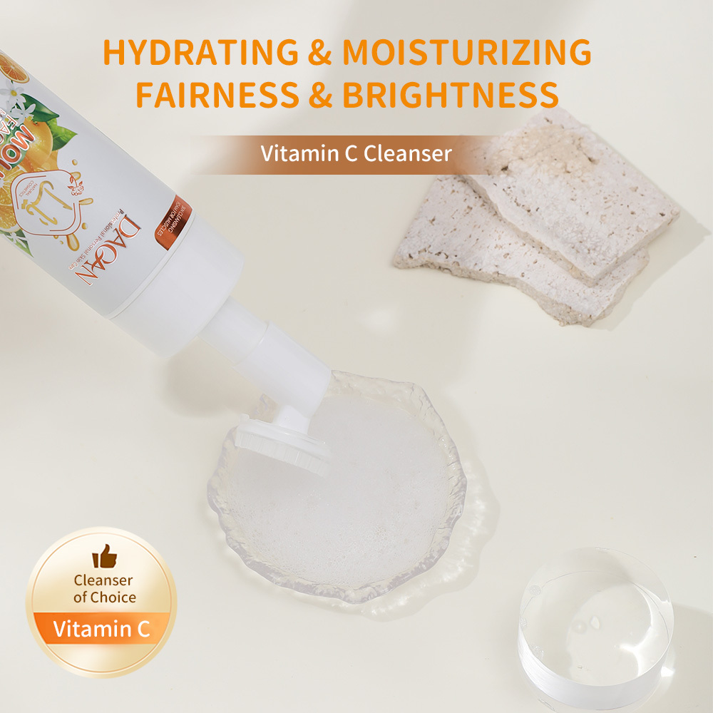 Vitamin C Brightening Makeup Removal Moisturizing Gentle Facial Cleanser