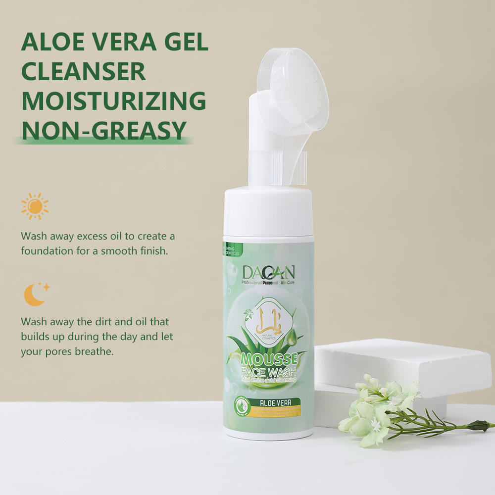 Aloe Vera Deep Cleansing Mousse Face Wash with Brush