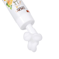 Vitamin C Brightening Makeup Removal Moisturizing Gentle Facial Cleanser