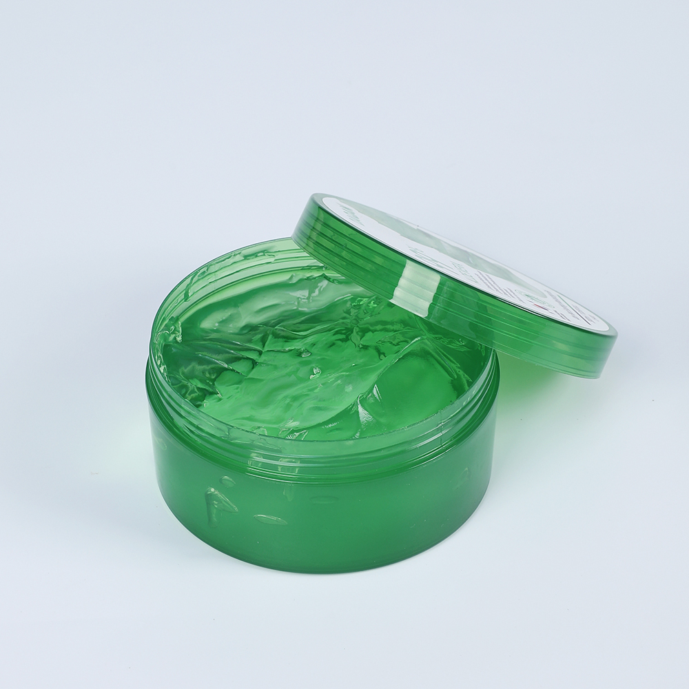 Soothing & Hydrating 99% Natural Aloe Vera Gel