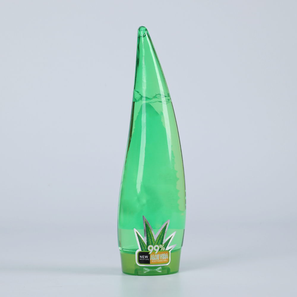 Daqan Soft Moisturizing Aloe Vera Gel tube, ideal for sensitive skin.