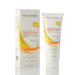 Puramoria Facial Cleanser, praising its effectiveness for combination skin.