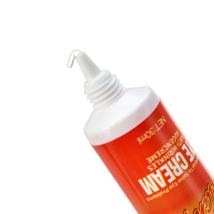 Close-up of Balry Vitamin C Eye Cream texture, lightweight for wholesale eye care