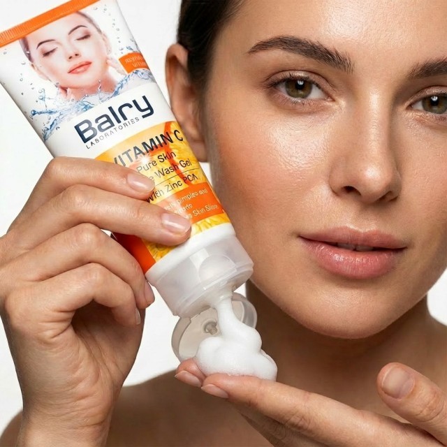 Model demonstrating fresh, matte skin after using Balry Vitamin C Face Wash, highlighting the shine control effect.