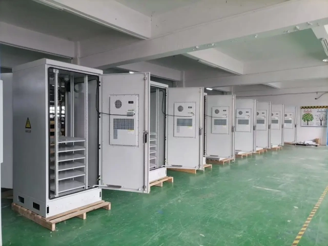 4000KW Solar Energy Storage on the Container of the 4000KWh Battery PV Storage System ESS