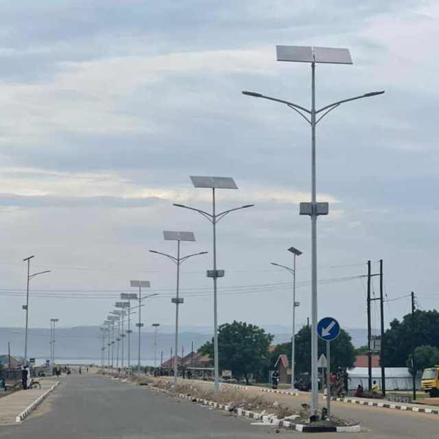 Split Solar Street Lamp IP66 Waterproof 40W LED Outdoor Road Lighting for School Garden Residential