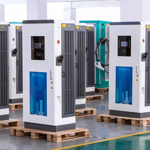 60KW 120KW Floor-Mounted Dual Gun EV Charging Station CCS CHAdeMO GB/T Plug DC Fast Charger for Commercial EV Charging Hongjiali