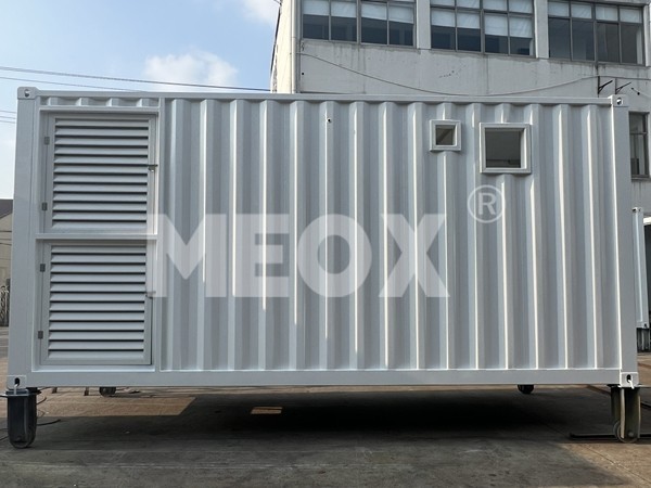 Prefabricated Power Container with Dual-compressor Cooling and Smart Climate Control for Solar Farms Offshore Wind and Mining Sites ME-OX