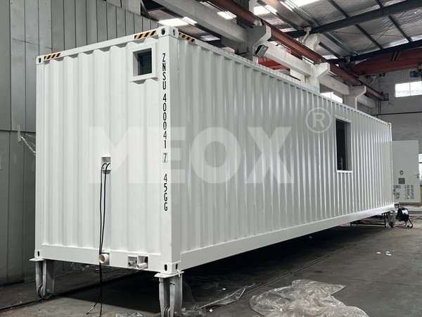 40 Foot Shipping Container with Side Doors High-Security Locking Mechanism for Cargo Storage and Transportation