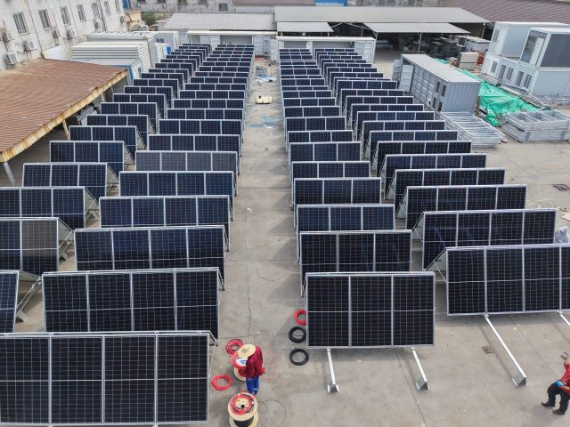 Mobile Solar Container 99.12kWp/168kWp 20ft/40ft High Cube Foldable Solar Array for Commercial Industrial Off-grid On-grid Applications MEOX