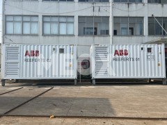 Prefabricated Power Container with Dual-compressor Cooling and Smart Climate Control for Solar Farms Offshore Wind and Mining Sites ME-OX