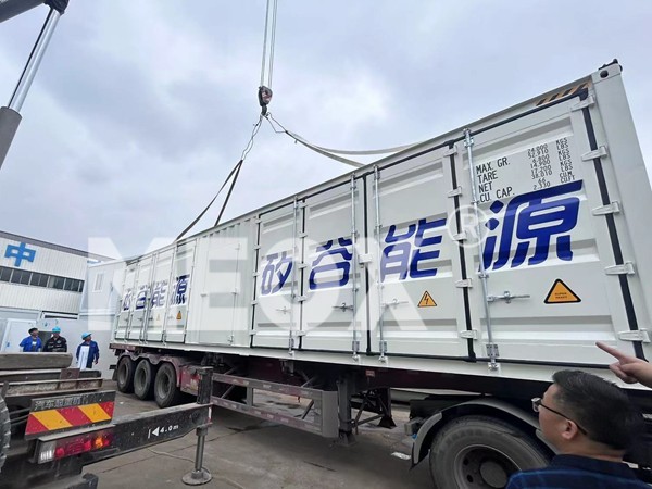 Battery Energy Storage Container 40ft Containerized Energy Storage System Off-Grid Power Supply for Remote Areas and Emergency Response