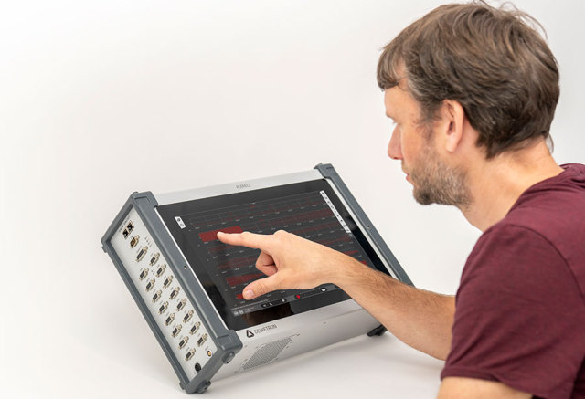 PU[REC] Portable Rugged Data Acquisition System for Field Tests and Maintenance