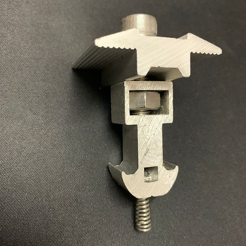 Mid Clamp for Roof Solar Mounting System High-Strength Aluminum Alloy Corrosion Resistant for PV Modules Installation FUYESEN
