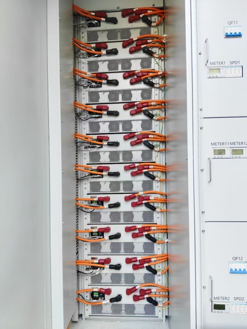 1.25 MW 2.65MWh Energy Storage System LFP Battery High Energy Density Long Life Cycle IP67 Protection Thermal Management System for Grid-Scale Renewable Energy Projects