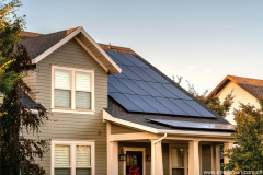 Balcony Photovoltaic System 400W 1 Phase Micro Inverter 415W Solar Panel Kit with URA-Mess1 Battery for Home Energy Storage