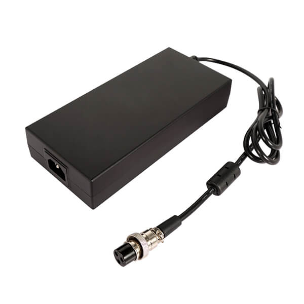 12V 18A Lithium Battery Charger Fast Charging with 100-240V Input for Large Capacity 12V LiFePO4 Batteries
