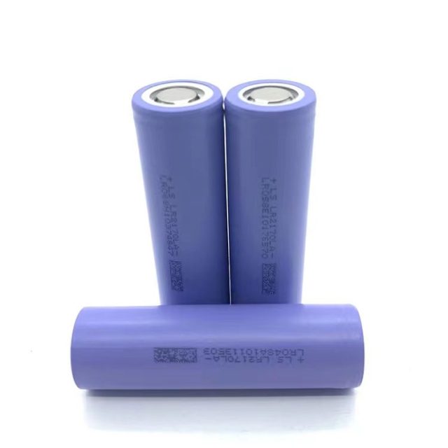 21700 Battery 3.6V 4000mAh 10C High Discharge for Power Tools Electric Vehicles Energy Storage