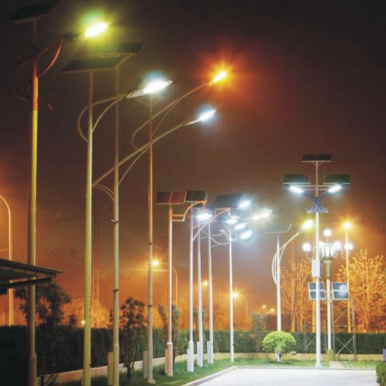 Solar Street Lamp Integrated LED Lighting System for Outdoor Roadway Illumination