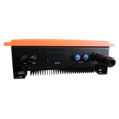 On Grid Solar Inverter 3kW Transformerless 2.5kW-5kW Wide MPPT Voltage Range 97.6% Max Efficiency 580V Max DC Voltage 2 String MPP Trackers Adjustable Power Factor VDE-AR-N 4105 Certified Solartec D 3000