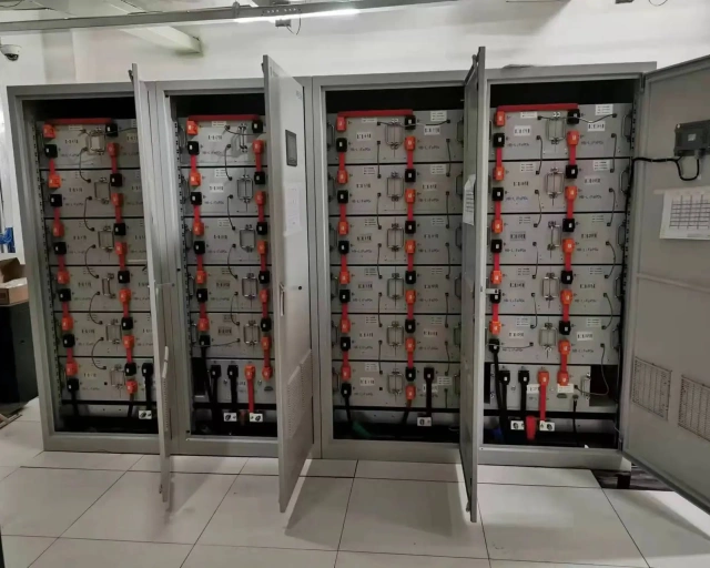 215KWh-2MWh Container Battery Energy Storage System BESS LiFePO4 Liquid Cooling 20HQ Grid-Scale & Commercial Use