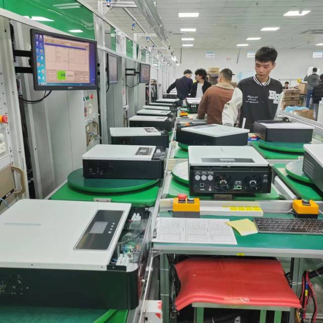 Factory ECO 3.6KW On/off Grid Solar Inverter 60-500VDC 120A MPPT Charger RGB Light for Home & Commercial Use NEXT
