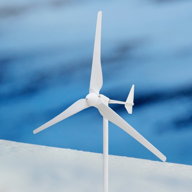 Smaraad SL 2KW-15KW Horizontal Wind Turbine Low Start-up Speed High Efficiency Off-grid Power Supply China