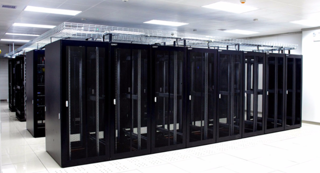 19INCH 18U~42U Rack Cabinet Heavy-Duty Server Enclosure for 48V 24V Lithium Battery Storage YILINK