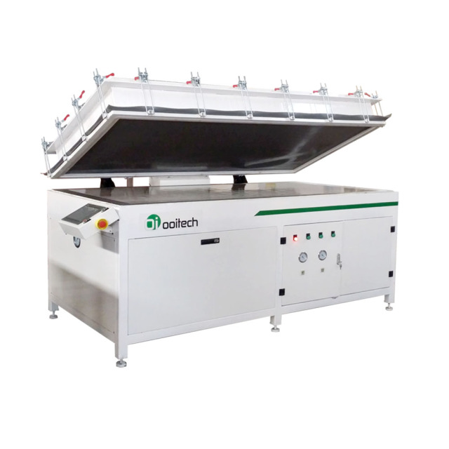 5MW Semi Auto Solar Panel Laminator Oil Heating for PV Module Manufacturing Ooitech