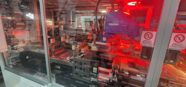 MBB PV Cell Soldering Stringer Fully Automatic Solar Cell Cutting & Soldering for 156-230mm Cells Ooitech