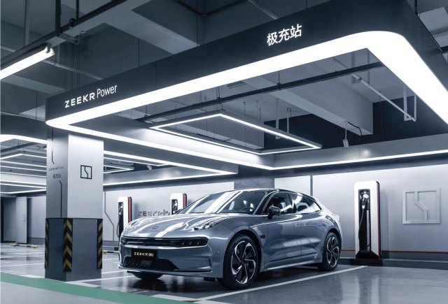 EV Charger Series Liquid-cooled 800A 600kW Ultra-fast Charging Station for HPC and GPC Platforms