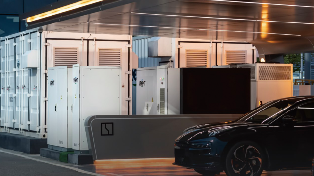 EV Charger Series Liquid-cooled 800A 600kW Ultra-fast Charging Station for HPC and GPC Platforms