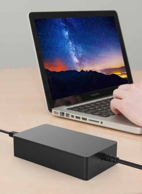 120W Universal Notebook Charger