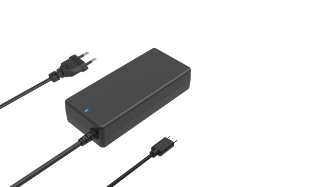 100W USB C PD Adapter