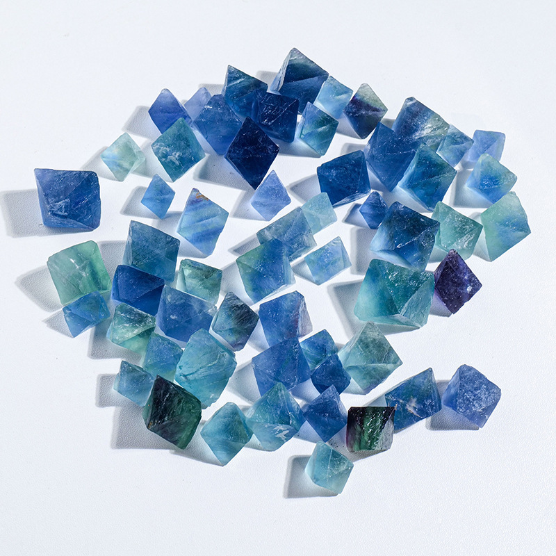 Natural Stone Colorful Fluorite Octagonal Crystal Original Decorative Gift Healing Reiki Gem Garden Fish Tank Decorative Stone