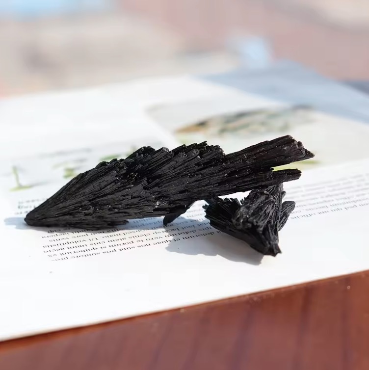 1pc Natural Quartz Crystal Jet stone Cluster black tourmaline Mineral Specimen Healing Original ore mark