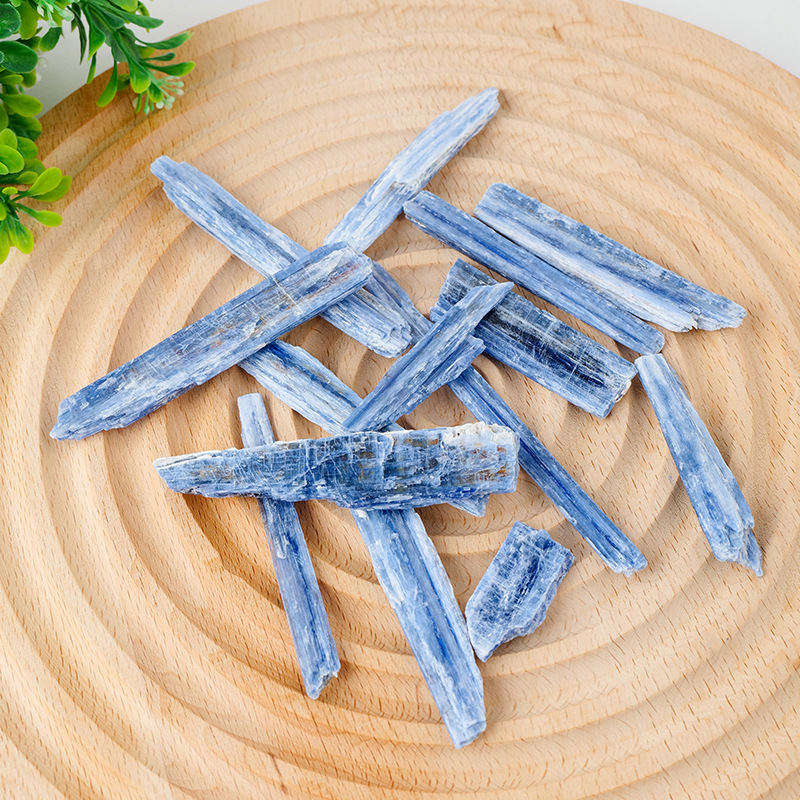 Wholesale Natural Mineral Kyanite Crystal Specimen Stone Raw Blue Calcite Gemstone Chip For Reiki