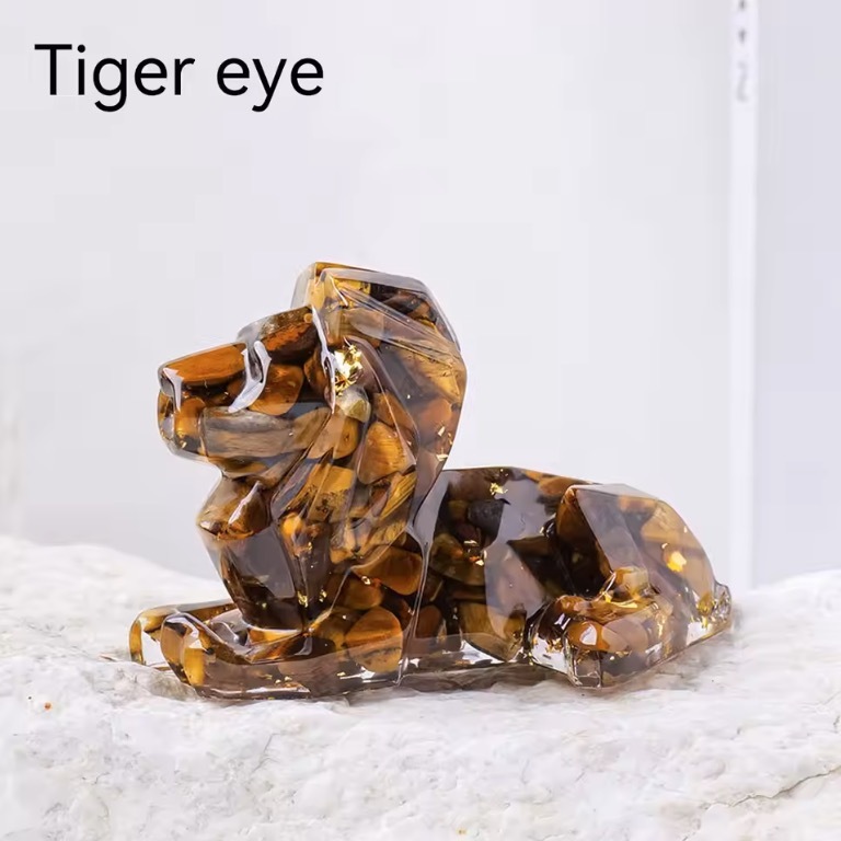 1PC Natural Crystal Macadam Resin Epoxy Lion Loveliness Animal Statue Office Table Decoration Lion Decoration Home Gift