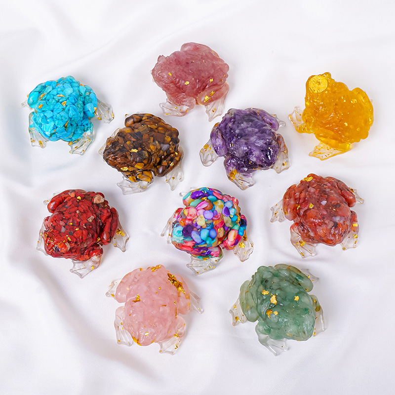 Natural Crystal Crushed Stone Epoxy Resin Bufonid Meditation Gift Home Decor DIY Magic Witch Animal Image Decoration Gift