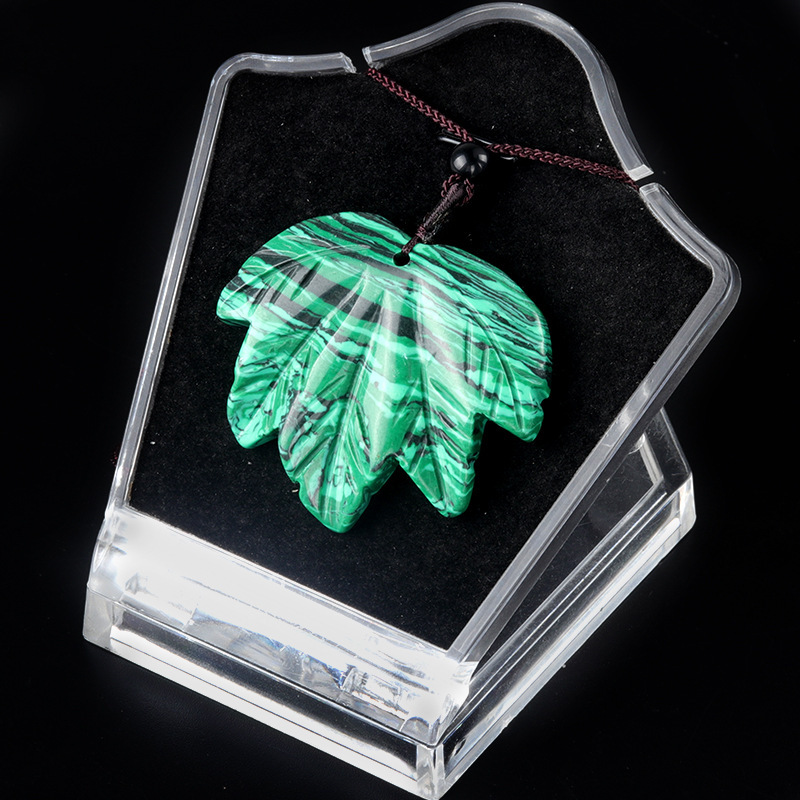 Natural crystal agate Canadian maple leaf necklace