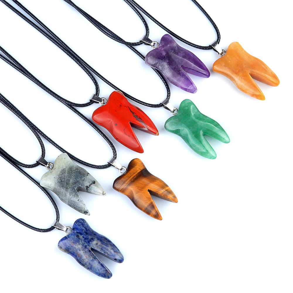 32mm natural crystal agate tooth pendant