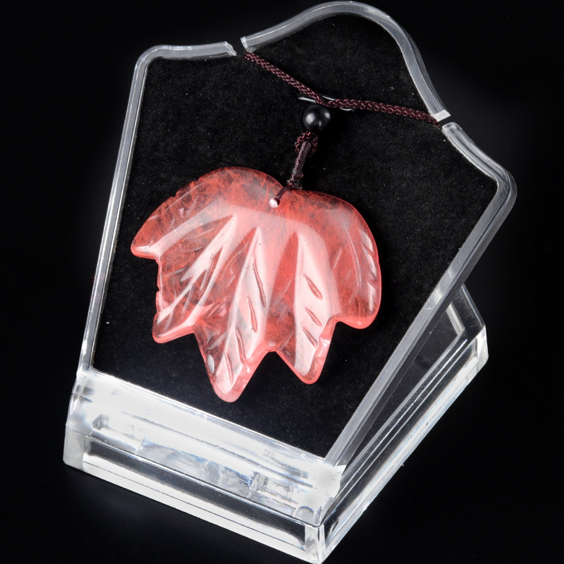 Natural crystal agate Canadian maple leaf necklace
