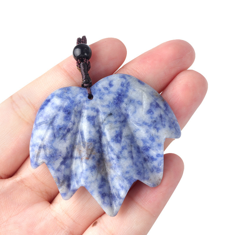 Natural crystal agate Canadian maple leaf necklace