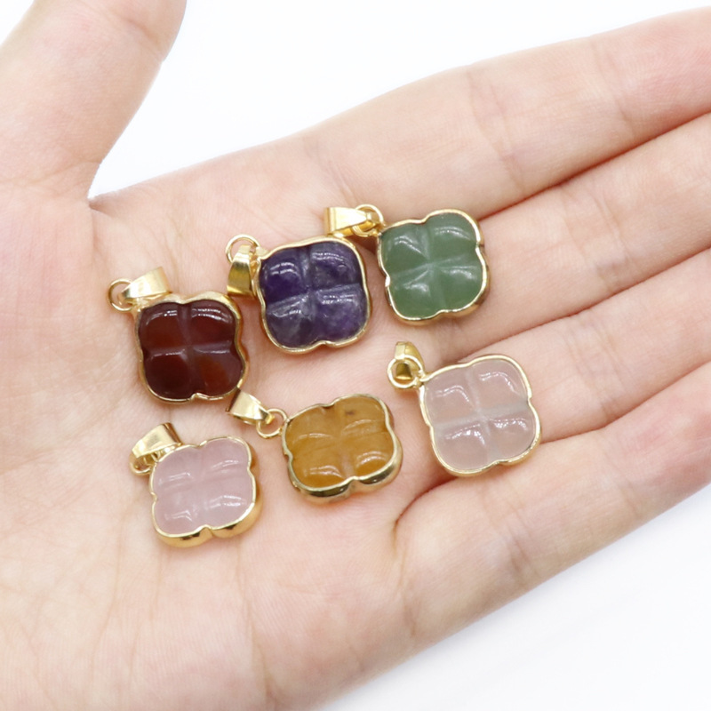 Four-leaf flower gilded pendant Natural crystal agate semi-precious stone carved flower necklace with leather cord